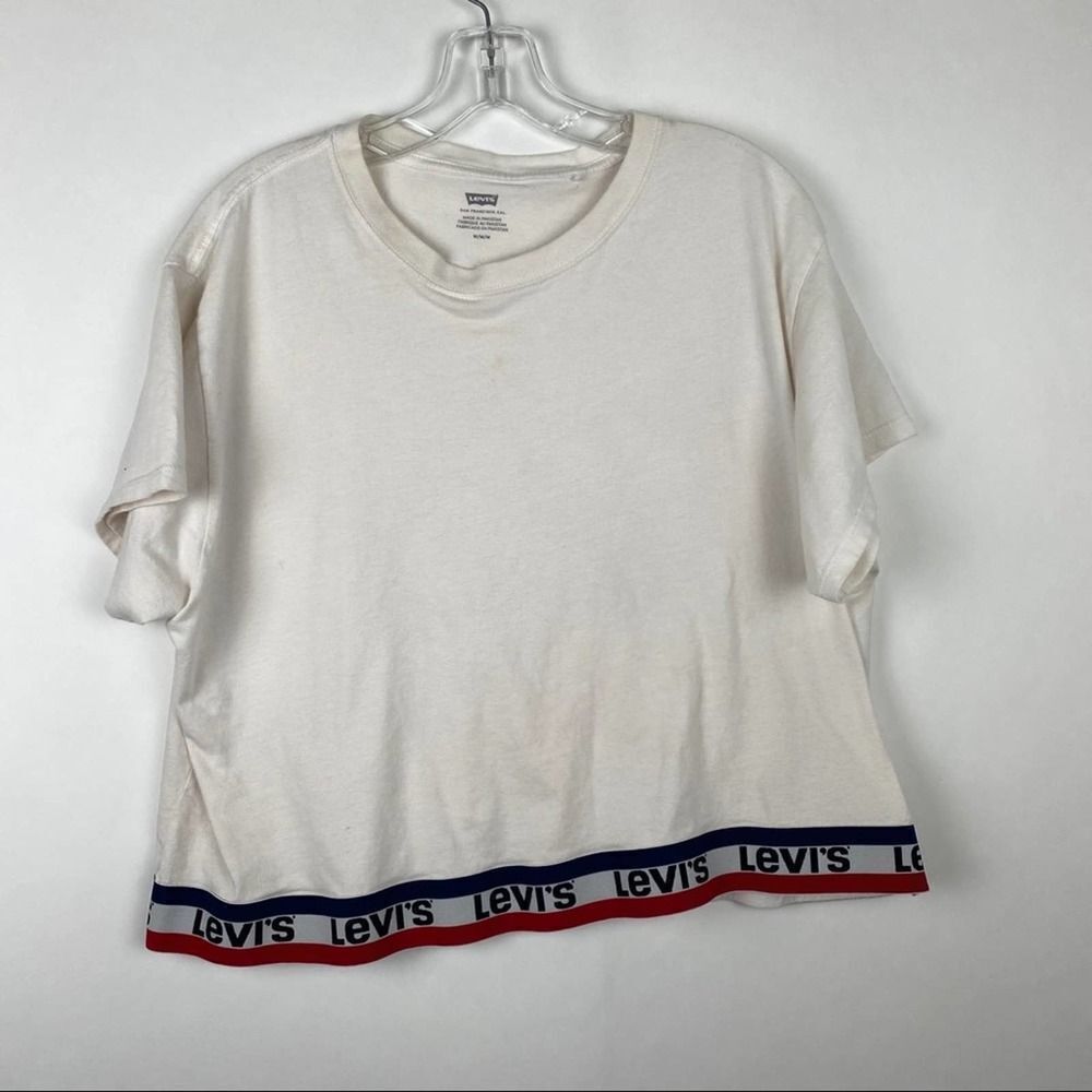 Levi’s Oversize Logo Crop Top